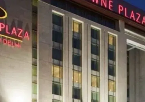Crowne Plaza Hotel Escorts